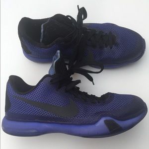 Nike Kobe Youth Athletic Shoes